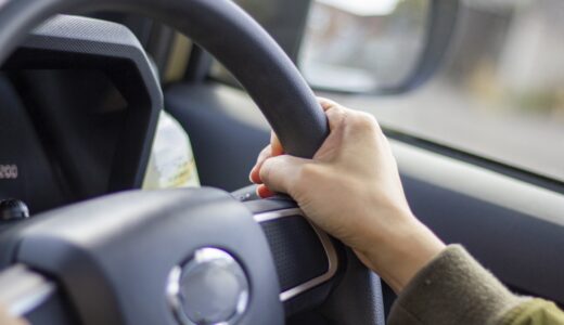 【豆知識】レンタカーで燃費の良い走り方をする運転のコツを紹介！車の選び方も徹底解説
